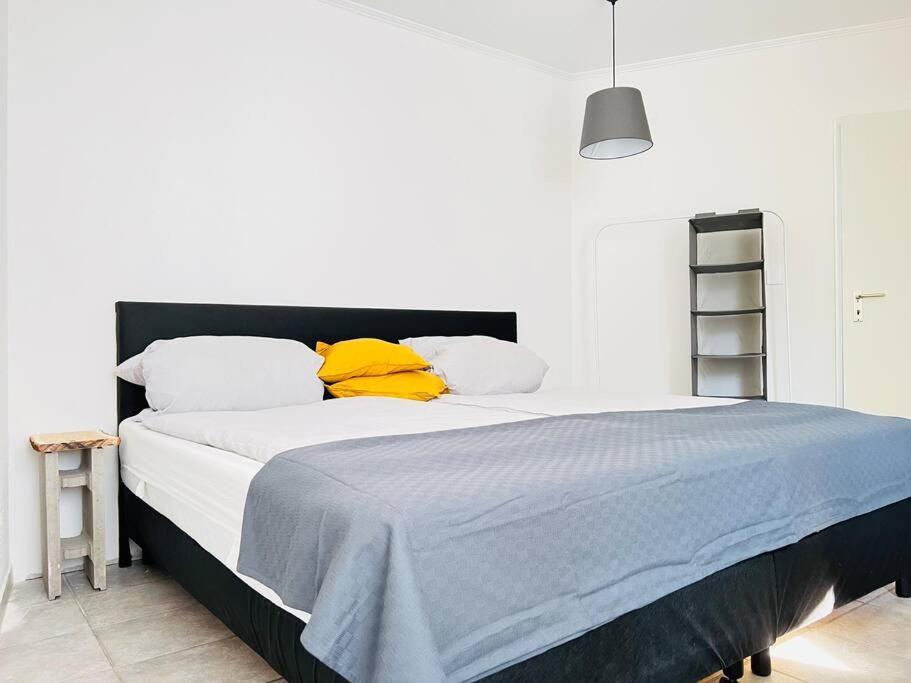 Zentrales Grosszuegiges Apartment Mit Dachterrasse! Bochum Exterior foto